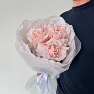 Монобукет нежно-розовых французских роз XXS