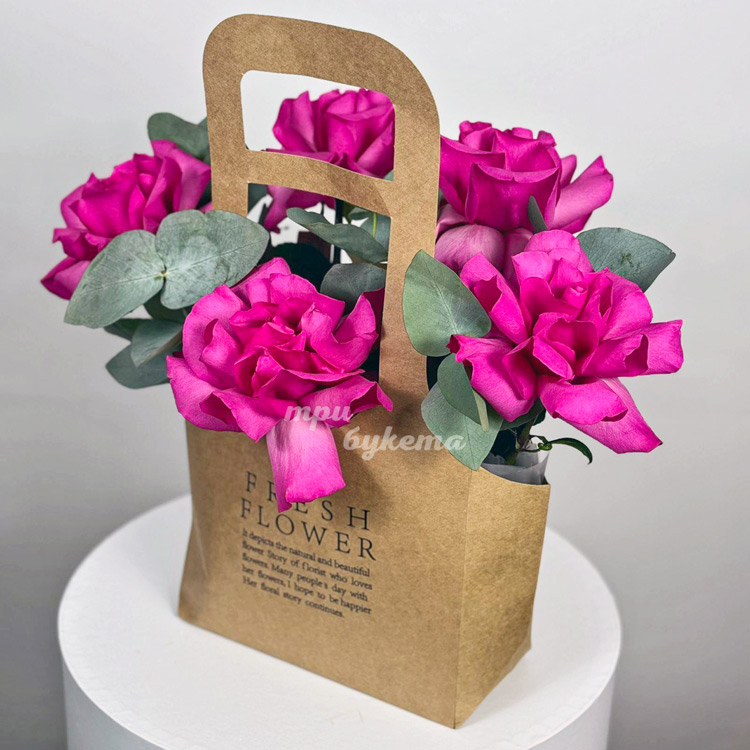 Сумка французских роз сорта Пинк Флойд (вид слева)